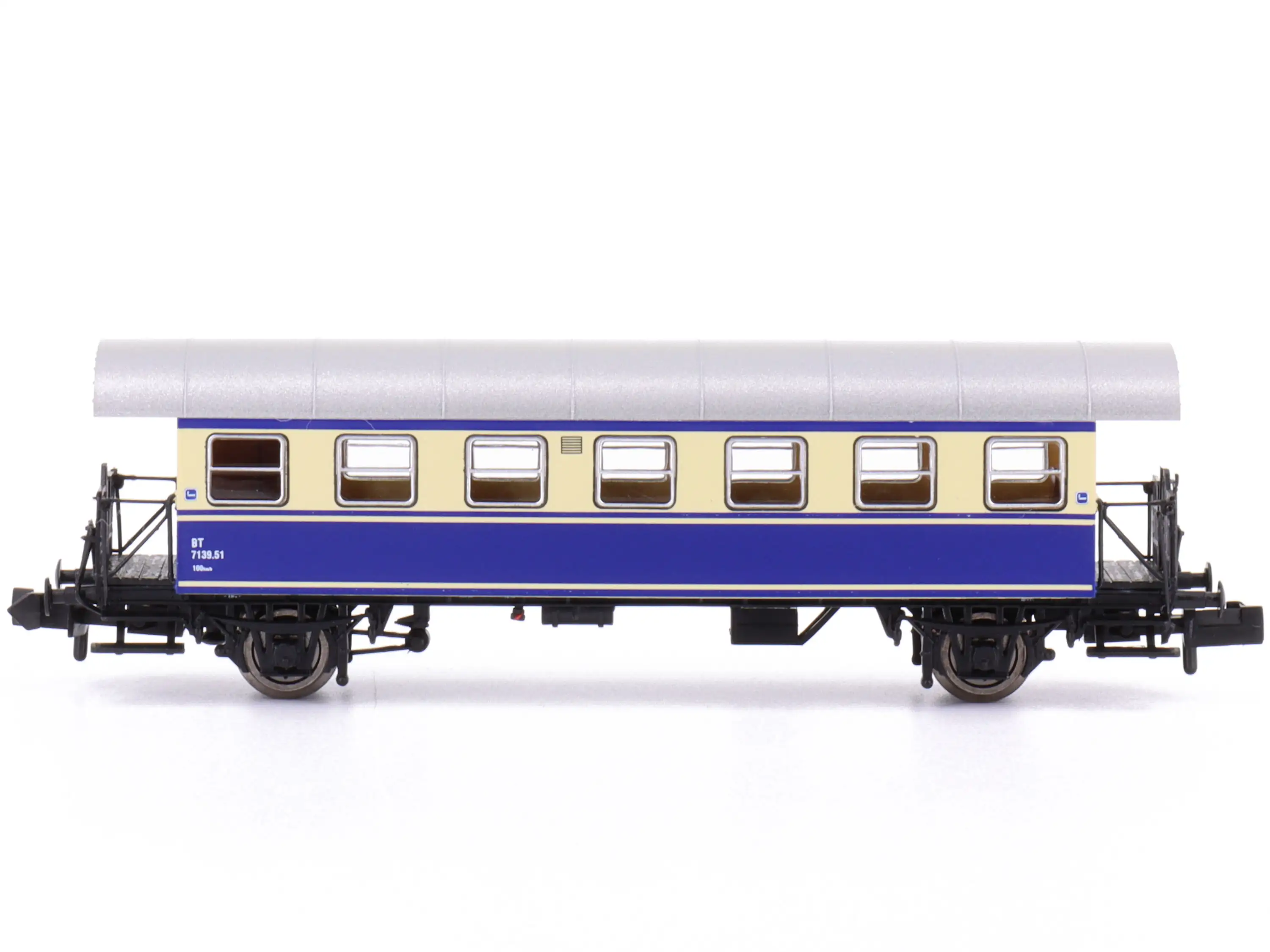 Jägerndorfer Jaegerndorfer_JC60300-4