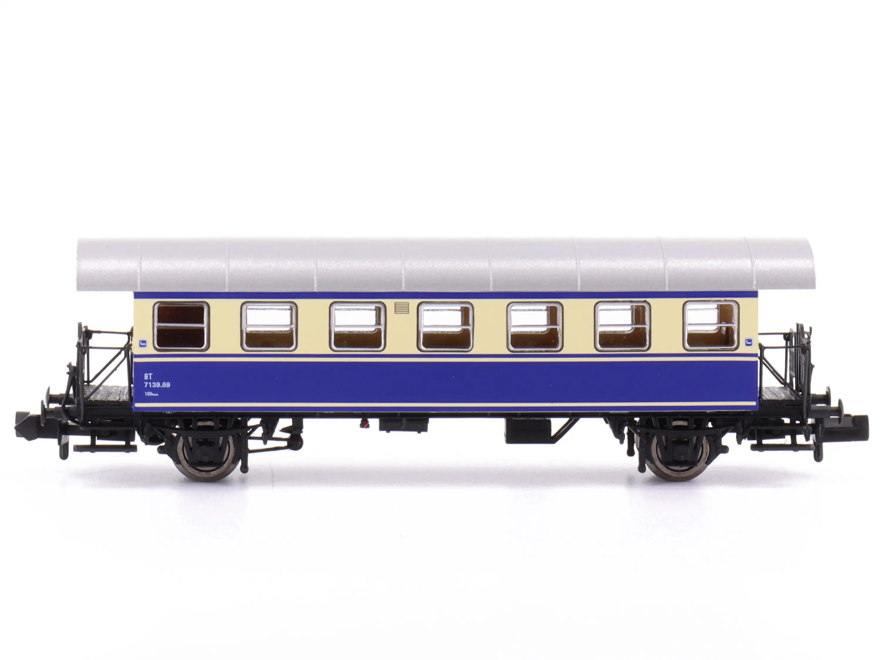 Jägerndorfer Jaegerndorfer_JC60300-11